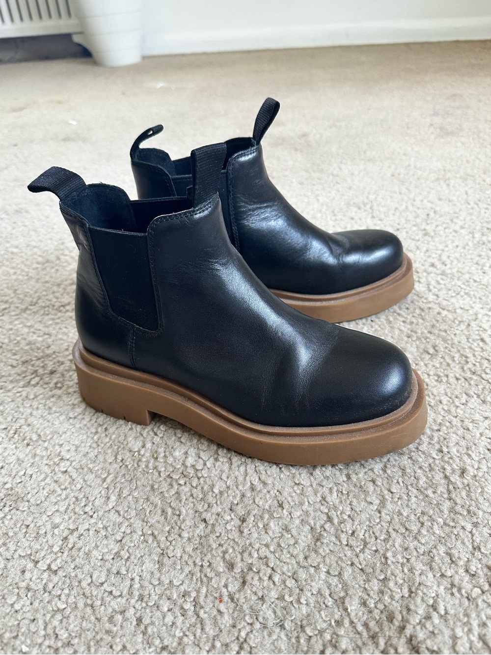 H&M Black Chelsea Ankle Boots with Beige Lug Sole